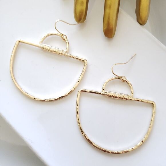 New! Zara Irregular Drop Earrings - Picture 9 of 14